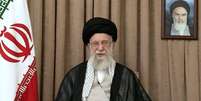 Aiatol&aacute; Ali Khamenei tem 86 anos e se tornou o l&iacute;der supremo do seu pa&iacute;s em 1989.  Foto: Reuters / BBC News Brasil