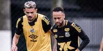  Foto: Raul Baretta/ Santos FC. - Legenda: Santos aposta as fichas em Neymar no segundo semestre / Jogada10