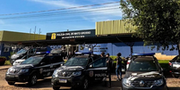 Polícia Civil de Mato Grosso Sul prendeu adolescente de 14 ano namorado de menor de idade que matou os pais e o irmão  Foto: Divulgação/PCMS