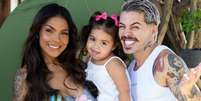 Tays Reis, Biel e a filha Pietra  Foto: Reprodução/Instagram