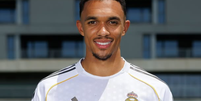 Trent Alexander-Arnold é apresentado pelo Real Madrid (Foto: Divulgação/Real Madrid) Foto: Trent Alexander-Arnold é apresentado pelo Real Madrid ( Divulgação/Real Madrid) / Gávea News