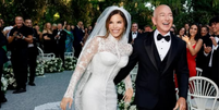 Jeff Bezos e Lauren S&aacute;nchez Bezos em seu casamento em Veneza  Foto: Reprodu&ccedil;&atilde;o/LaurenS&aacute;nchezBezos/Instagram
