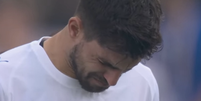 Ruben Neves chora em homenagem a Diogo Jota  Foto: Reprodução/CazéTV