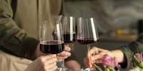 Conheça os benefícios do vinho para a saúde  Foto: Freepik