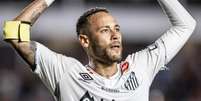 Neymar em ação pelo Santos Foto: Neymar em ação pelo Santos ( Raul Baretta/Santos) / Gávea News
