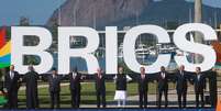 O Presidente Lula recebe as autoridades do BRICS para foto oficial nos jardins do MAM.  Foto: Pedro Kirilos/Estadão / Estadão