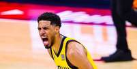 Tyrese Haliburton celebra ponto em partida da NBA Foto: Pacers via Instagram / Estadão