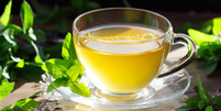 Hortelã-pimenta tem aroma agradável e sabor refrescante Foto: teatian/Adobe Stock