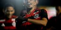  Foto: Gilvan de Souza/Flamengo - Legenda: Matheus Gonçalves se destacou no empate do Flamengo com o Botafogo pelo Brasileirão sub-20 / Jogada10