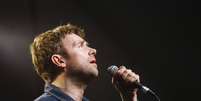 Damon Albarn, vocalista do Blur  Foto: Jake Plunkett/AP / Rolling Stone Brasil