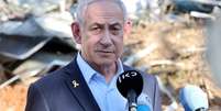 O premiê israelense Benjamin Netanyahu já afirmou que, com esta guerra, busca libertar os reféns cativos em Gaza, mas também destruir as capacidades militares e governamentais do Hamas e expulsar o movimento islamista palestino de Gaza (Foto de arquivo 20/06/2025)  Foto: © JACK GUEZ/Pool via REUTERS / RFI