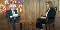 Lula sendo entrevistado por Delis Ortiz para a Globo: vista como inimiga antes, a emissora se tornou aliada contra a taxação de Trump  Foto: Reprodução/TV