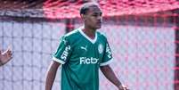 Foto: Rafael Assunção/Divulgação - Legenda: Dudu Conceição, do Palmeiras, é convocado para a Seleção Brasileira Sub-17 / Jogada10