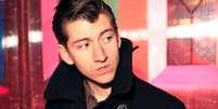 Alex Turner, do Arctic Monkeys, em 2013  Foto: Gabriel Olsen / Getty Images for Radio.com / Rolling Stone Brasil