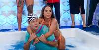 Sergio Mallandro e a Mulher Melão na volta da 'Banheira' no SBT: alguém ainda acha ousado?  Foto: Francisco Cepeda/Divulgação/SBT