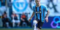  Foto: Lucas Uebel / Grêmio FBPA - Legenda: Igor Sereote tem chances de reestrear na temporada pelo Grêmio depois da volta dos compromissos / Jogada10