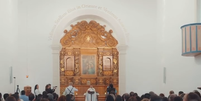 Padre dá "bronca" em convidados de casamento sobre filmagens com celular  Foto: Instagram/@neonerfilms/@nicolli_lamburghini / Reprodução