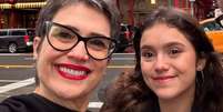 Sandra Annenberg publica texto para a filha após jovem assumir namoro beijando atriz: 'Me doei por inteiro e recebi de volta...'. Foto: Reprodução/Instagram, @sandra.annenberg.real / Purepeople