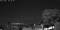 Objeto luminoso é visto nos céus de São Pedro, interior de SP  Foto: Youtube/Andrey Moral / Reprodução