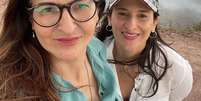 As goianas Jeanne Paollini, de 40 anos, e Kátyna Baía, de 44  Foto: Instagram / acervo pessoal / Estadão