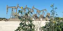 Campo de petr&oacute;leo Eagle Ford Shale, no sul do Texas
18/05/2020
REUTERS/Jennifer Hiller  Foto: Reuters