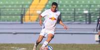 Luan Santos, jogador do time sub-17 do Red Bull Bragantino. Foto: Fernando Roberto/Red Bull Bragantino / Esporte News Mundo