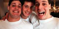 Eddie Galland, David Kellman e Bobby Shafran (da esq.) inauguraram um restaurante juntos em Nova York em 1987, chamado Triplets (Trigêmeos) Foto: Mark Hinojosa/Newsday RM via Getty Images / BBC News Brasil