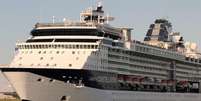 Navio Celebrity Constellation ficou à deriva na costa da Itália após queda de energia Foto: Reprodução/CruiseMapper