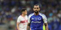 Gabriel Barbosa (Cruzeiro) durante jogo contra o CRB, no dia 30.07.2025 Foto: Associated Press / Alamy