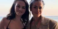 Selena Gomez posou para foto ao lado de Maisa, após o segundo encontro entre elas  Foto: Reprodução/Instagram