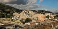 Abandonada desde 2014, Universidade Gama Filho é implodida em novembro de 2023 em Piedade, zona norte do Rio de Janeiro. Foto: Marcos de Paula/Prefeitura do RJ