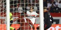 Jogadores são-paulinos um dos gols no triunfo sobre sobre o Vitória –  Foto: Rubens Chiri / São Paulo FC / Jogada10
