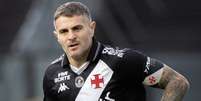 Foto: Matheus Lima/Vasco - Legenda: Vegetti é um dos principais destaque do Vasco na temporada / Jogada10