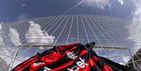 Escudo do Flamengo Est&aacute;dio Bezerr&atilde;o (Foto:PaulaReis/Flamengo)  Foto: Escudo do Flamengo Est&aacute;dio Bezerr&atilde;o (PaulaReis/Flamengo) / G&aacute;vea News