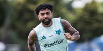  Foto: Gabigol durante treinamento pelo Cruzeiro ( Gustavo Aleixo/ Cruzeiro) / G&aacute;vea News