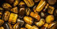 Cristal Olho de Tigre pode trazer boa sorte e prote&ccedil;&atilde;o.  Foto: Shutterstock. / Jo&atilde;o Bidu