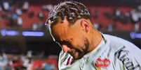  Foto: Neymar chora ap&oacute;s goleada sofrida pelo Santos ( Reprodu&ccedil;&atilde;o) / G&aacute;vea News