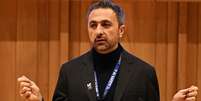 Mustafa Suleyman alerta para o aumento de relatos de 'psicose de IA'  Foto: Getty Images / BBC News Brasil