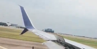 Flap da asa de um Boeing 737- 832 quebrado durante a aterrisagem em Austin  Foto: X/@Turbinetraveler / Reprodução