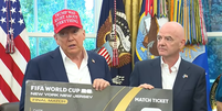 Trump ao lado do presidente da Fifa, Gianni Infantino  Foto: Reprodução/The White House