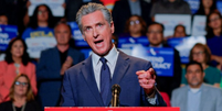 Gavin Newsom disse estar pronto para a batalha contra o presidente Trump  Foto: Reuters / BBC News Brasil