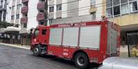 O Corpo de Bombeiros foi acionado no início da manhã para extinguir o fogo  Foto: Reprodução/X/@ojeanmendesc
