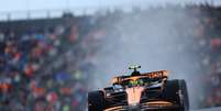 Lando Norris de pneus para chuva em Zandvoort  Foto: F1