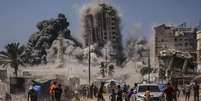 O exército israelense atacou na sexta-feira, 5 de setembro, uma torre de edifícios na cidade de Gaza que Israel afirma querer conquistar.  Foto: AP - Yousef Al Zanoun / RFI