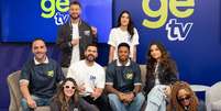 O elenco principal da GE TV: jornalismo esportivo flertando com programa de humor  Foto: Divulgação/TV Globo