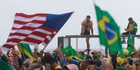 Manifestaçao bolsonarista em Copacabana, no Rio  Foto: Pedro Kirilos/Estadão / Estadão
