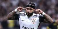 Depay, atacante do Corinthians, mostrou descontentamento com notícias veiculadas  Foto: Futebol BR