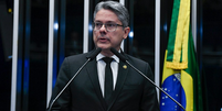 O senador Alessandro Vieira (MDB-SE), relator da PEC da Blindagem  Foto: Jefferson Rudy/Agência Senado