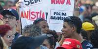 Cartaz em manifestação no Rio de Janeiro contra a anistia a presos do 8 de Janeiro.  Foto: Pedro Kirilos/Estadao / Estadão