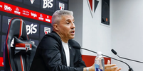 Crespo desvia de comentar política do São Paulo, mas admite: 'Cenário que não ajuda'  Foto: Rubens Chiri/SPFC